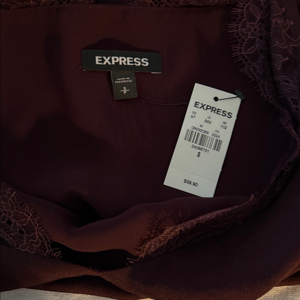 Express Burgundy Lace Trim Top - Picture 4 of 4